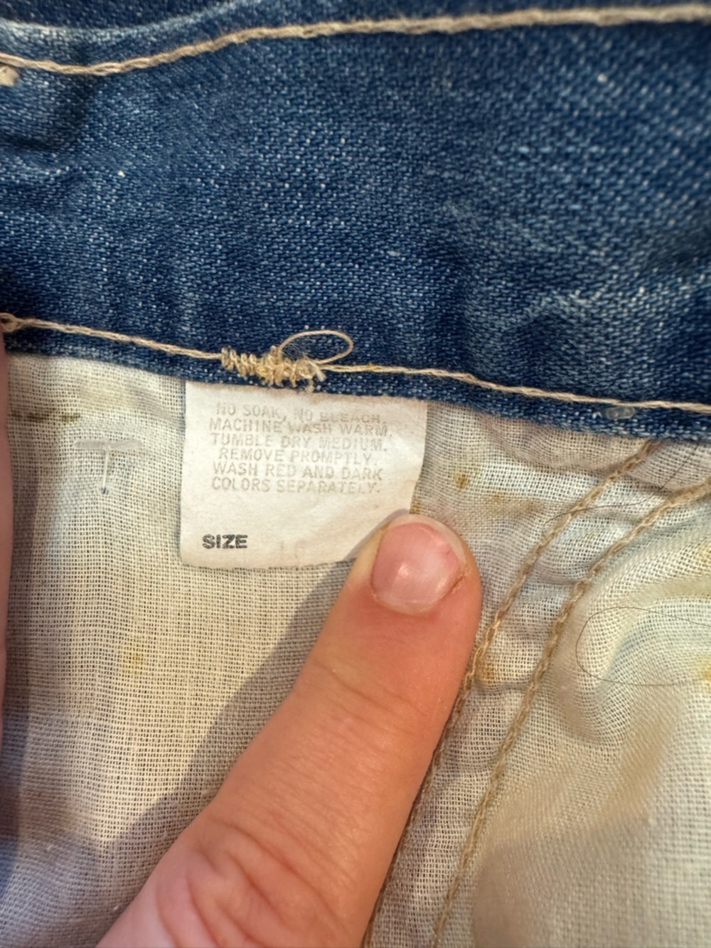 Classic Vintage Dark Blue Denim Skirt - Picture 4 of 5